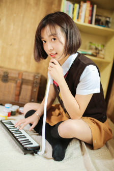 调教女教师2hd